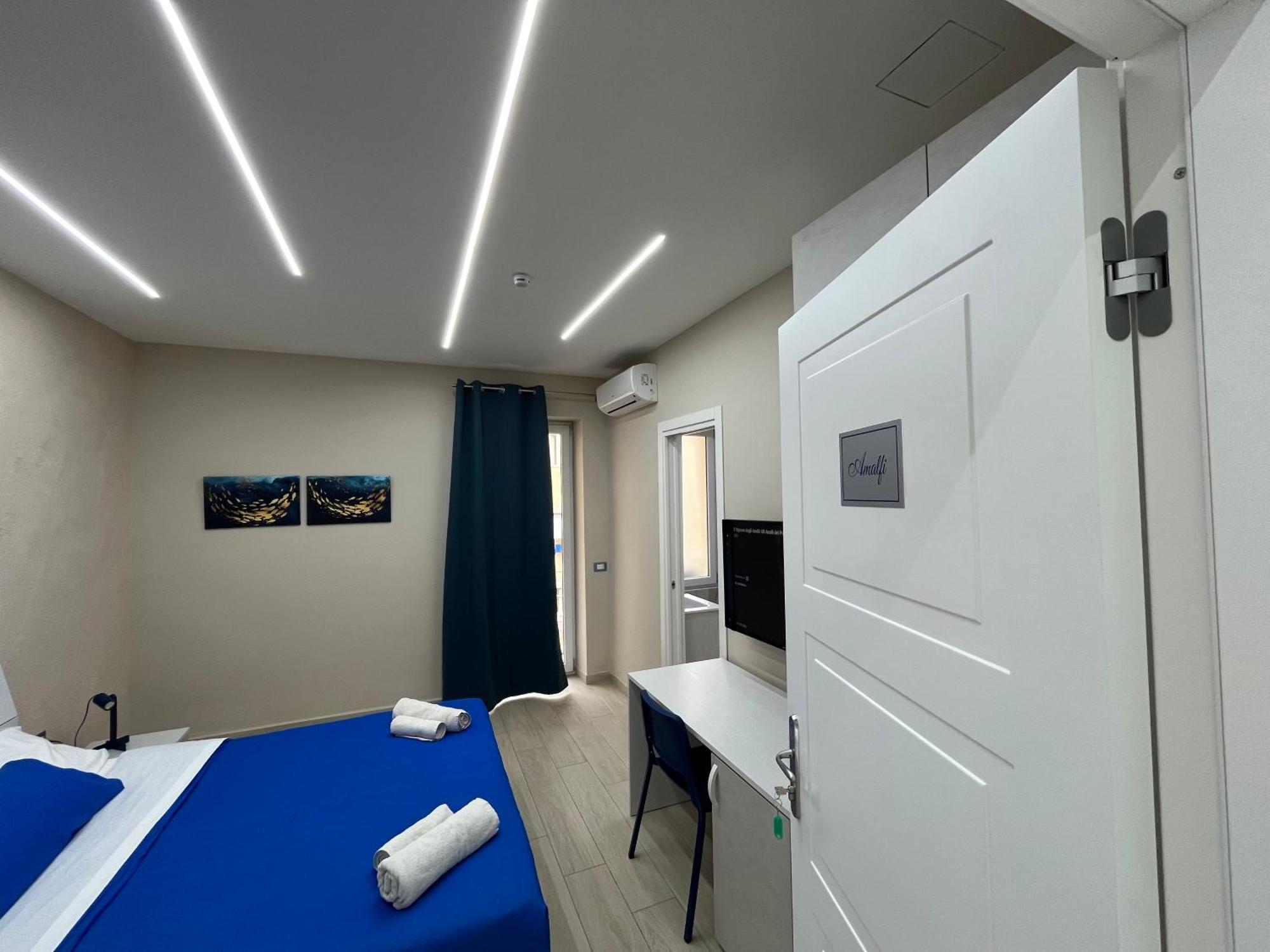 Blu 19 Hotel Napoli Bagian luar foto